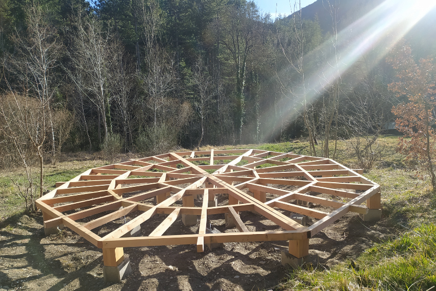 Ossature en bois pour yourte